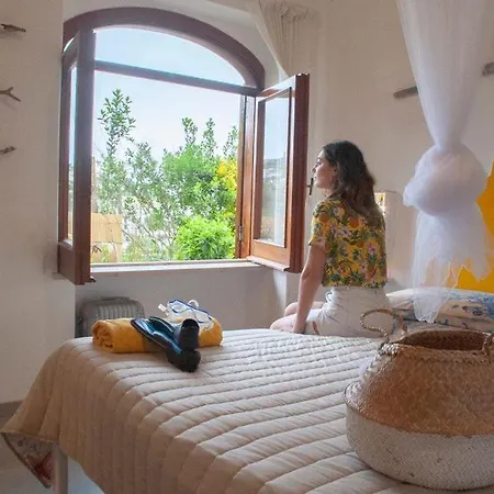 Apartment Dell'ospite Ischia *